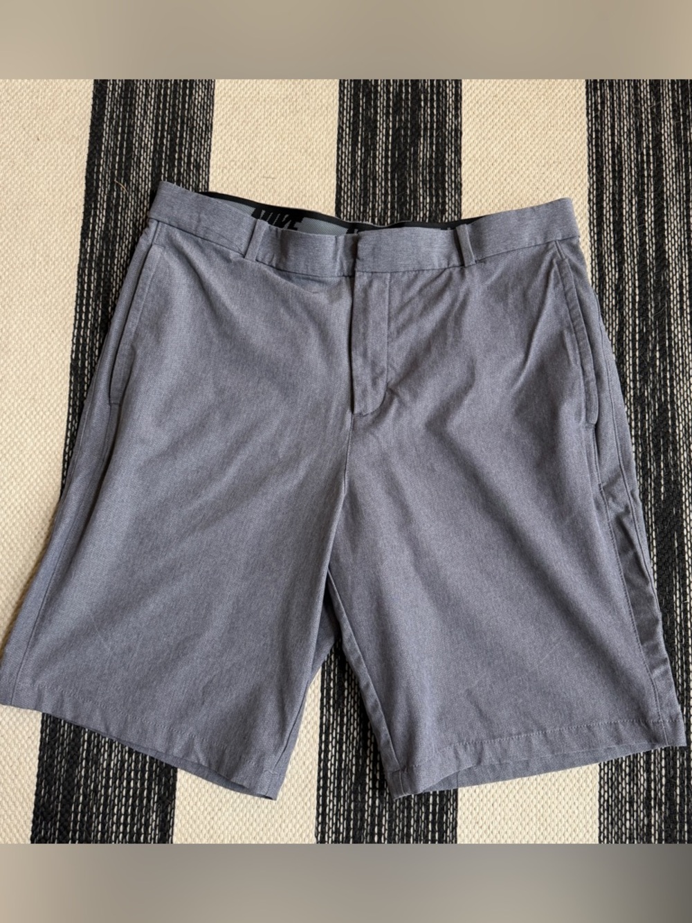 Nike Men’s Heather Gray‎ Flat Front Golf Shorts Size M